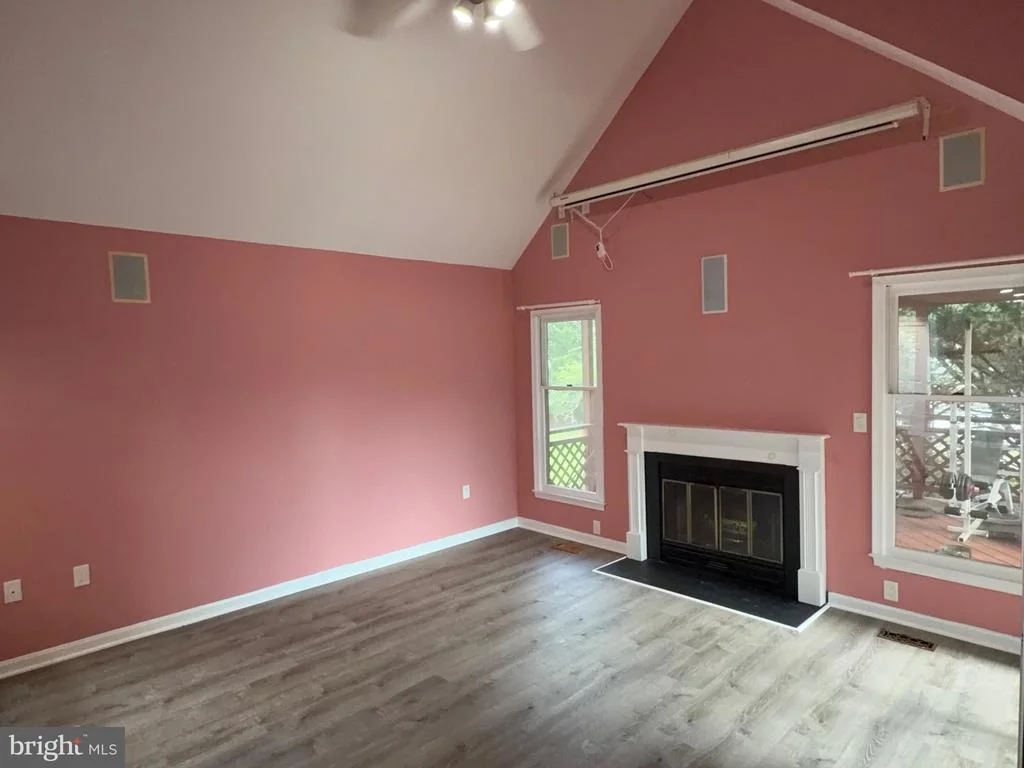 Photo of 9348 CREEKVIEW DRIVE