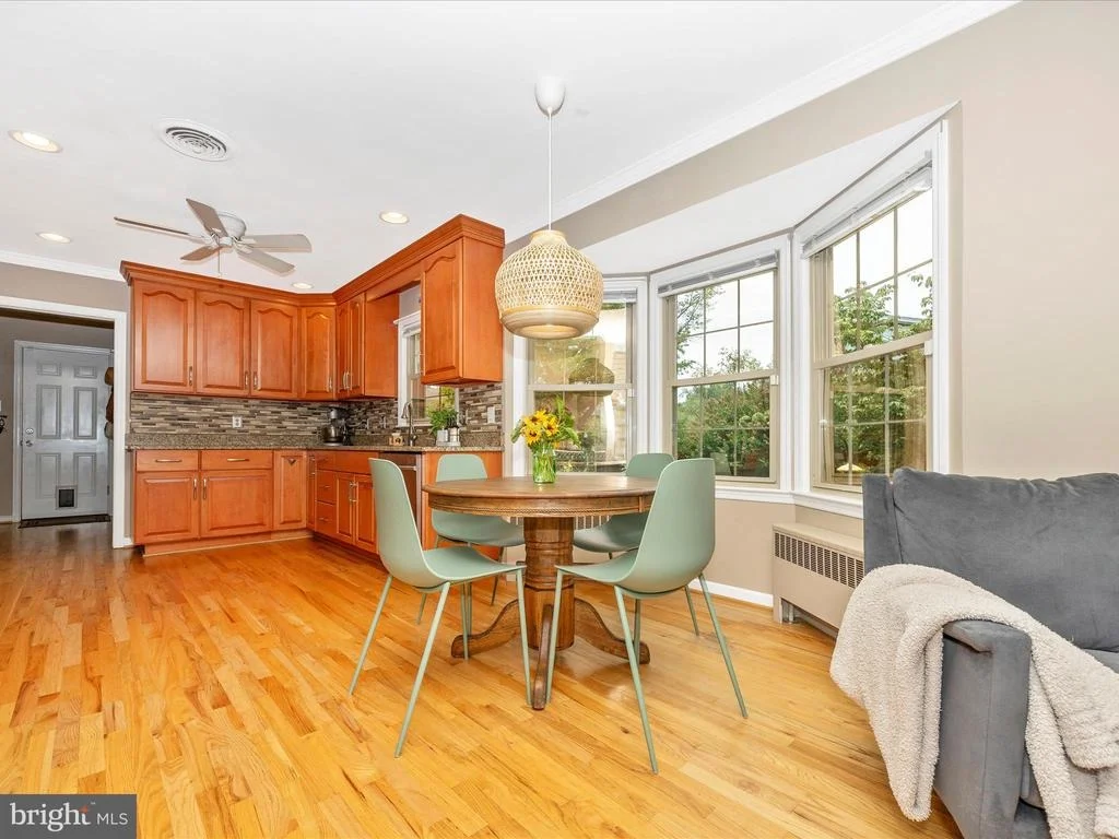 Photo of 201 CRESTVIEW COURT