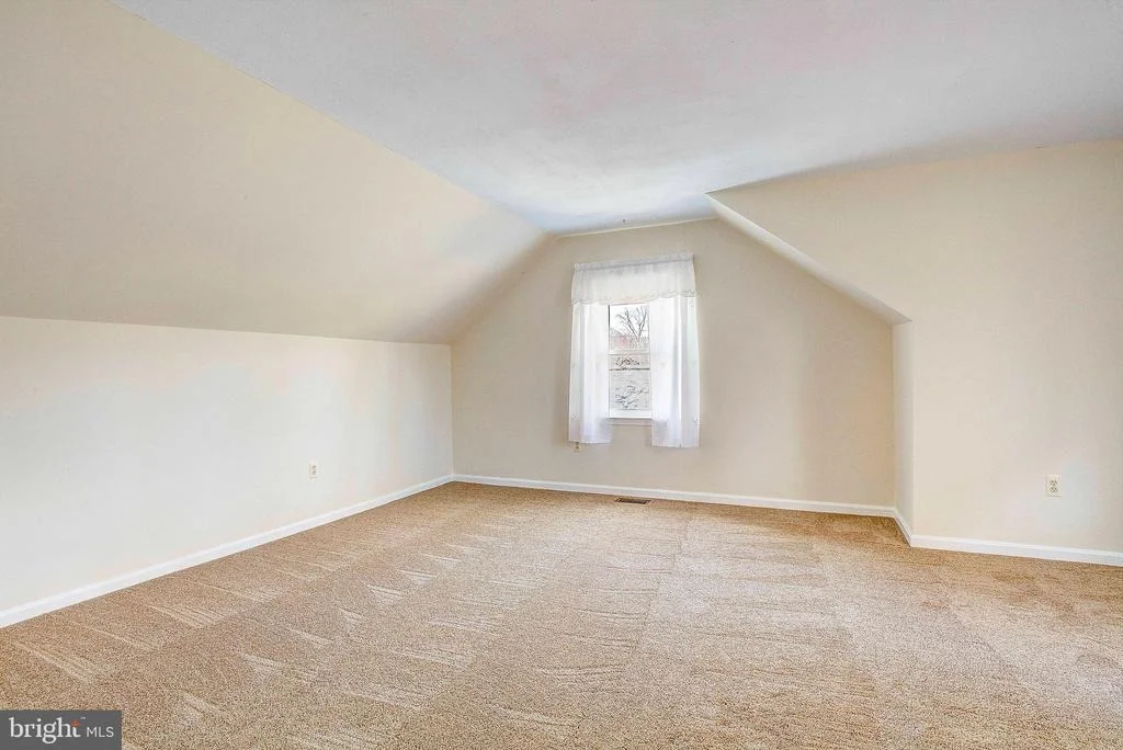 Photo of 9150 MACKALL ROAD