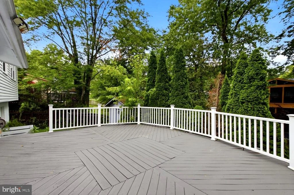 Photo of 7215 WILLOW OAK PLACE