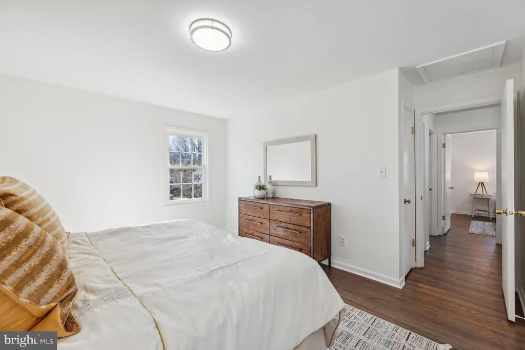 Photo of 9436 WALLINGFORD DRIVE