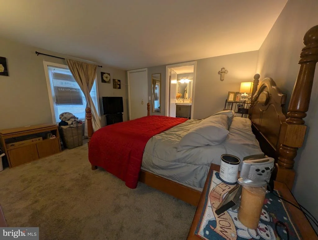 Photo of 239 POCLAIN