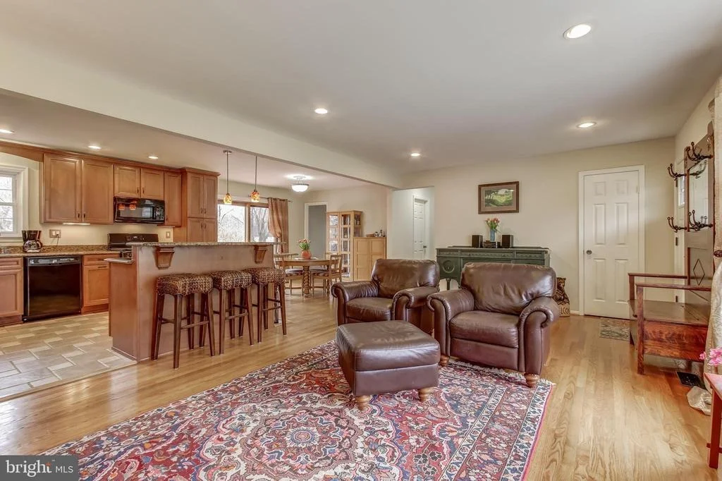 Photo of 4113 OLNEY LAYTONSVILLE ROAD