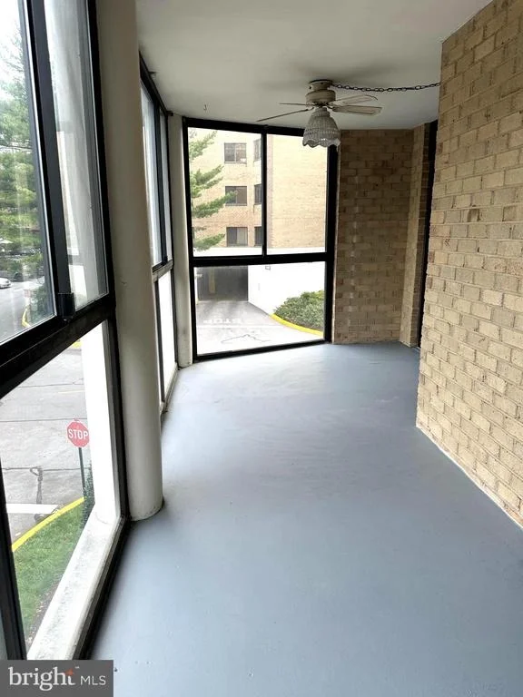 Photo of Unit 1226 at 15101 INTERLACHEN DRIVE