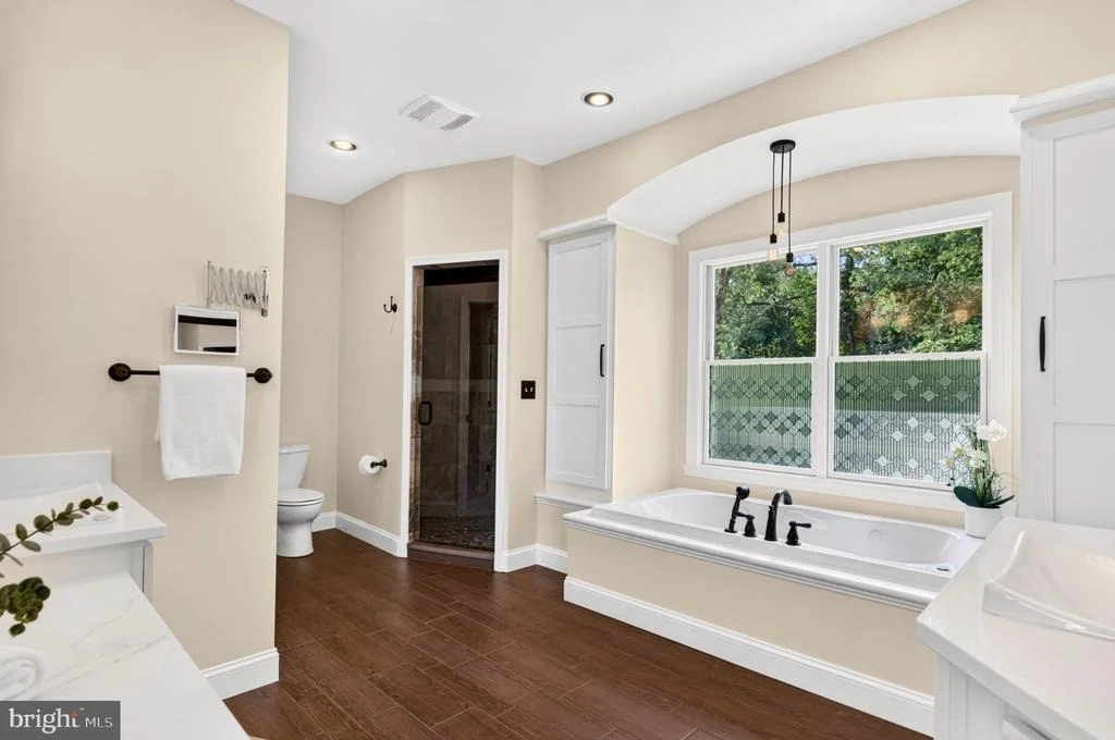 Photo of 4294 WOLF HILL DRIVE