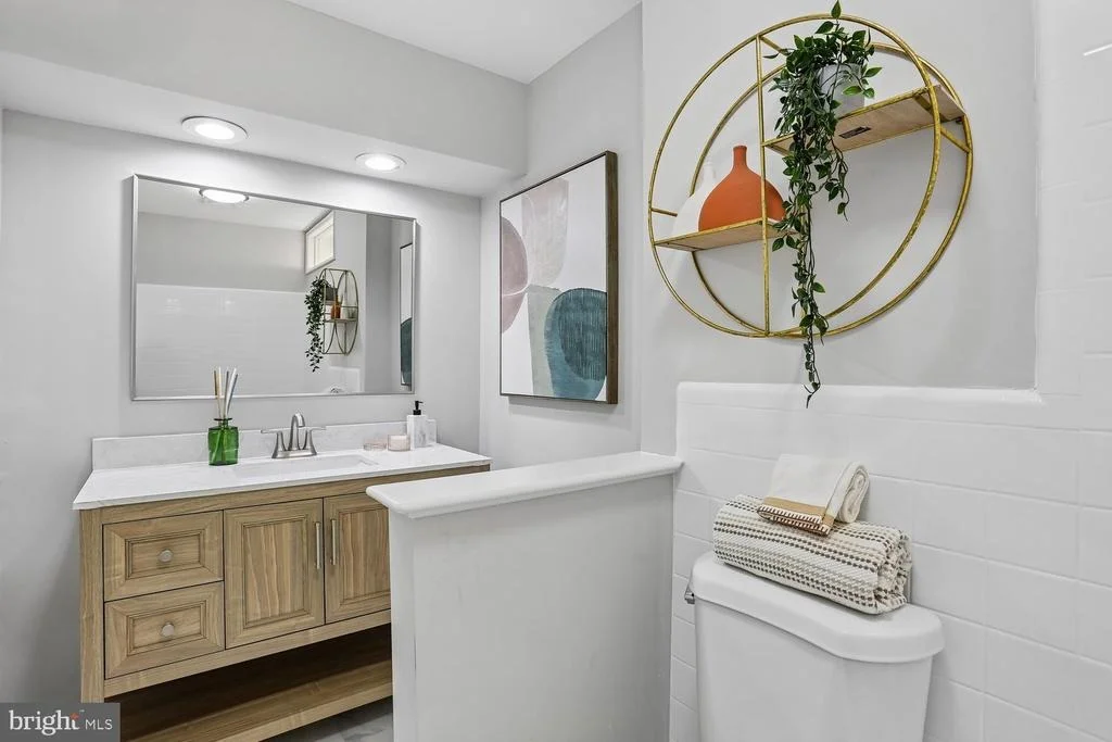 Photo of 811 KENBROOK DRIVE