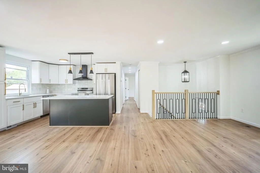 Photo of 1797 VALLEYSIDE DRIVE