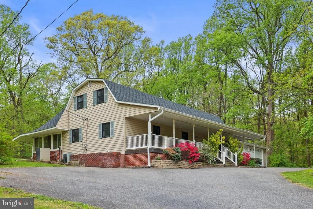 Photo of 1426 RIDGE ROAD