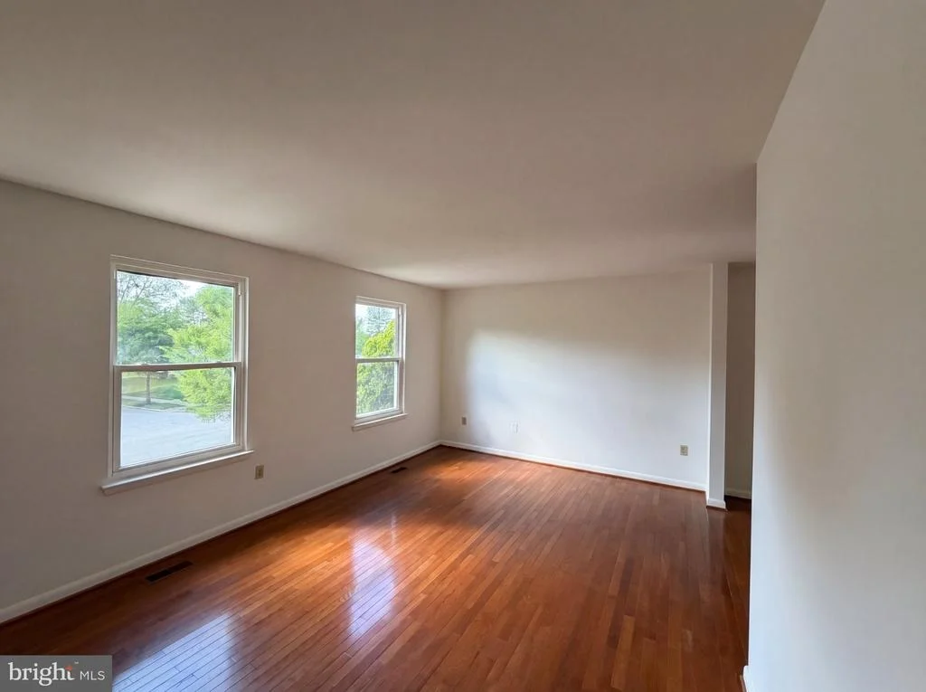 Photo of 12708 LAMPTON LANE