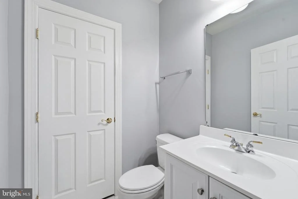 Photo of 2148 CHESTNUT LANE