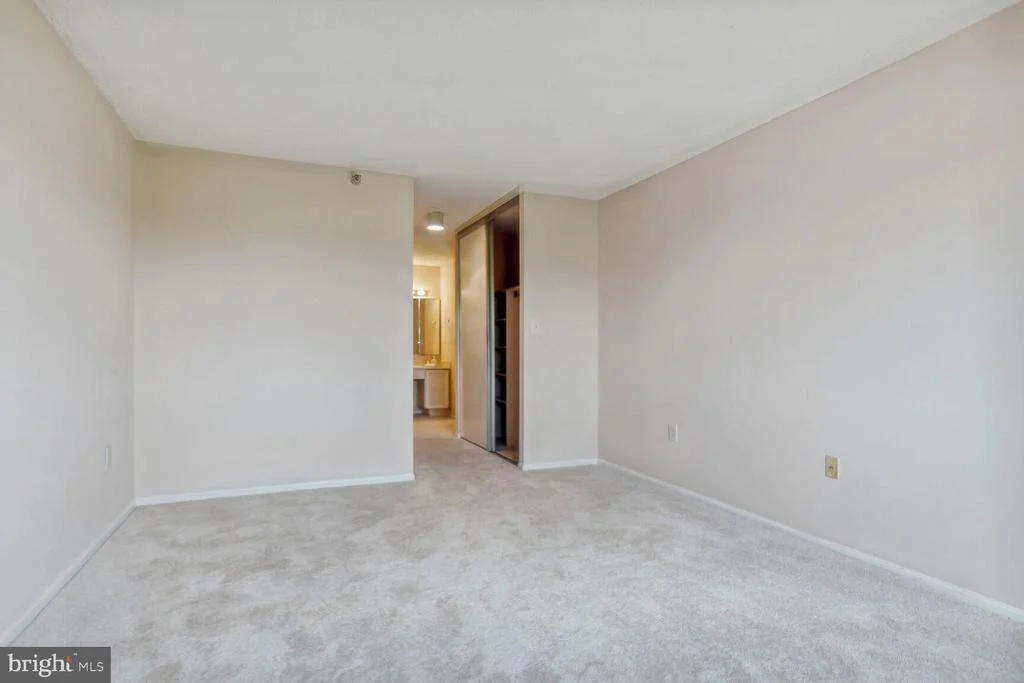 Photo of Unit 21021 at 15107 INTERLACHEN DRIVE