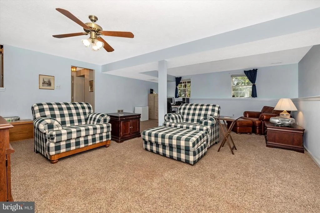 Photo of 1001 CHINABERRY DRIVE