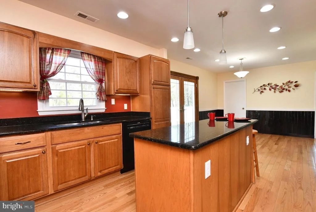 Photo of 11563 MARSH ROAD