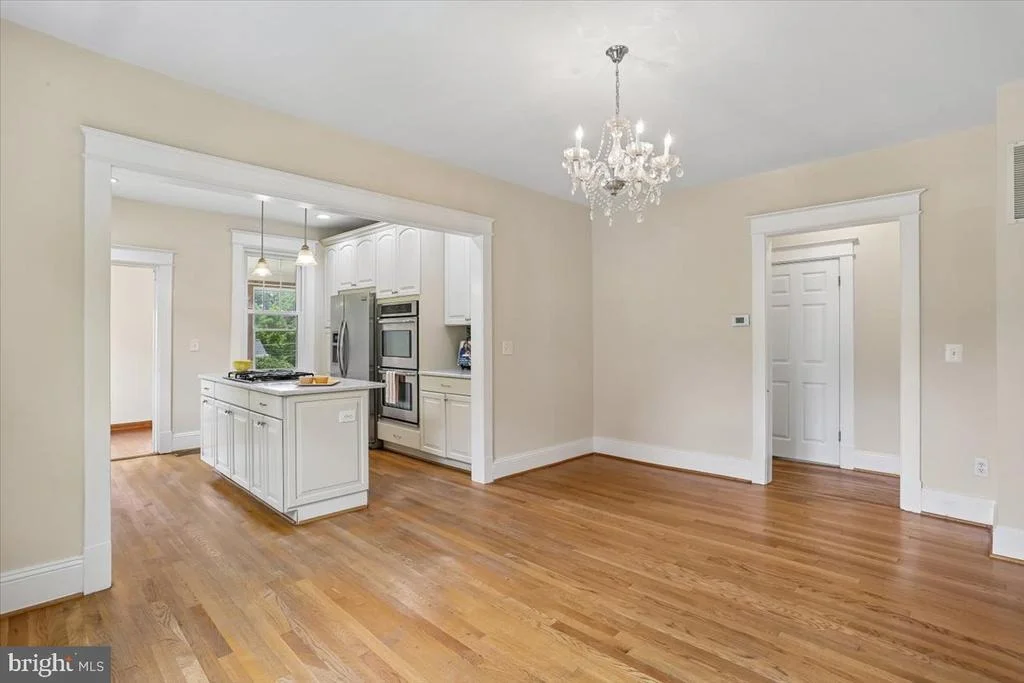 Photo of 9501 COLESVILLE ROAD