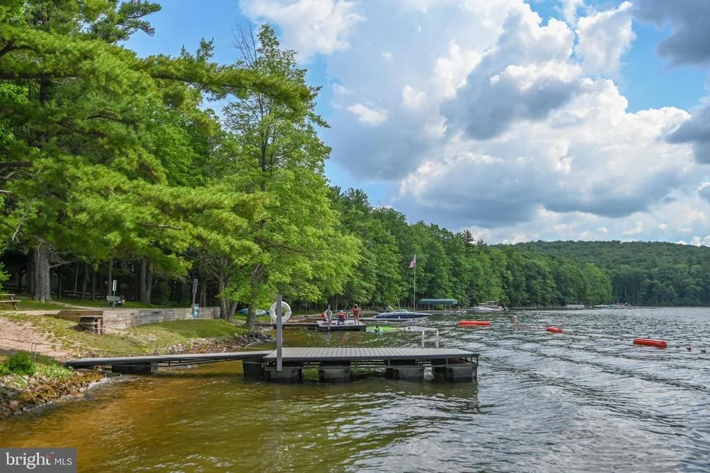 Photo of 332 HIGH POINT DRIVE
