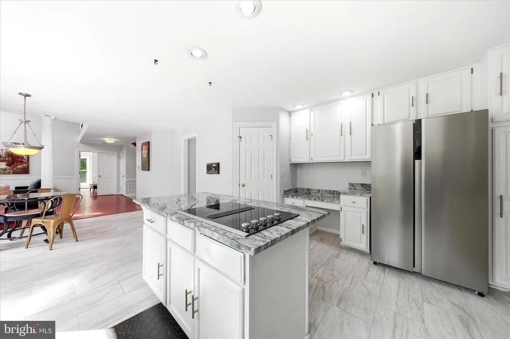 Photo of 6135 FIELDCREST COURT