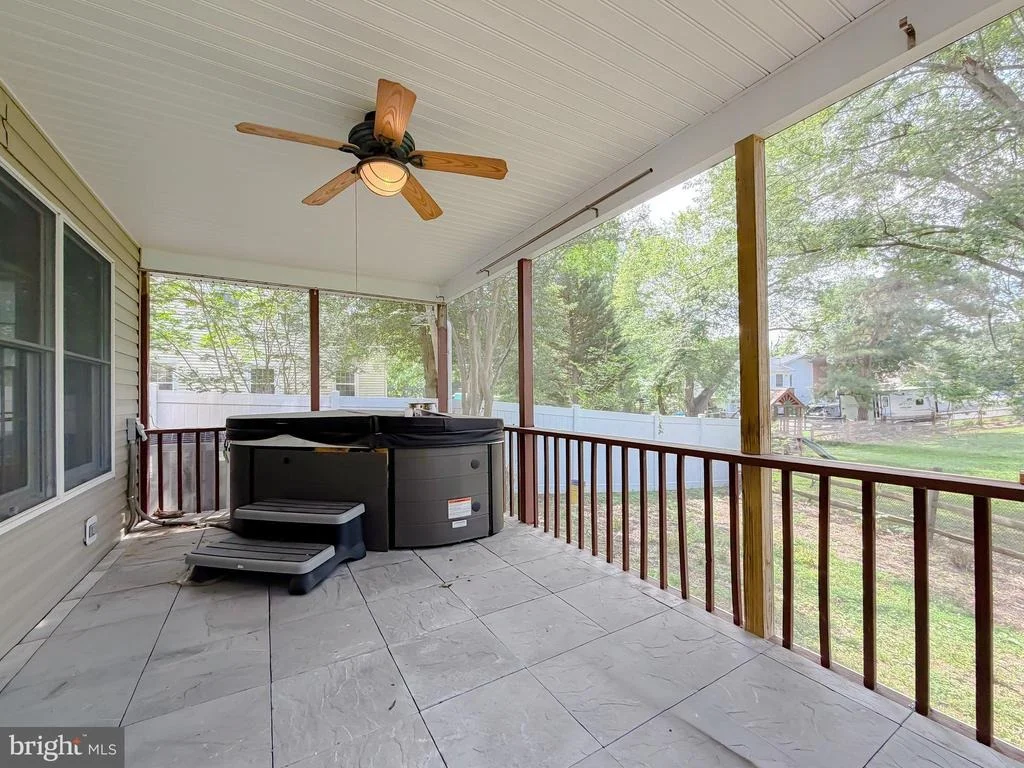 Photo of 40777 CENTER 40 CIRCLE