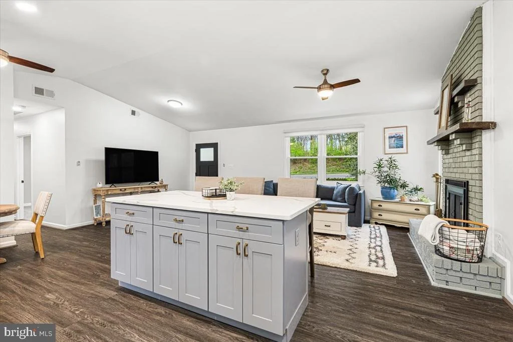 Photo of 2816 BALLENGER CREEK PIKE