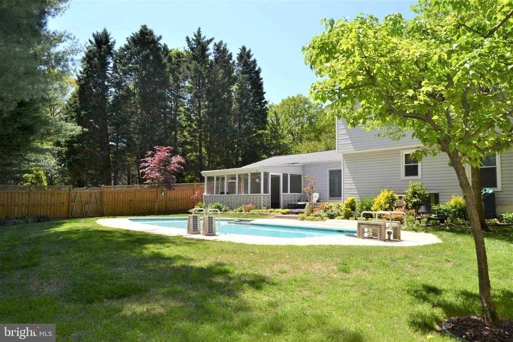 Photo of 613 BAY GREEN DRIVE