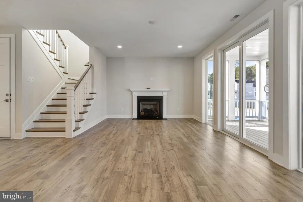 Photo of 662 TINGLE AVENUE