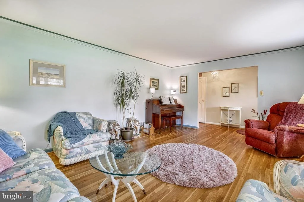 Photo of 15225 CENTERGATE DRIVE