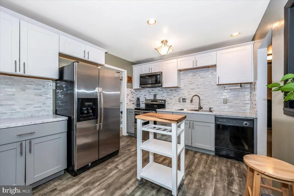 Photo of 223 TAMARACK WAY