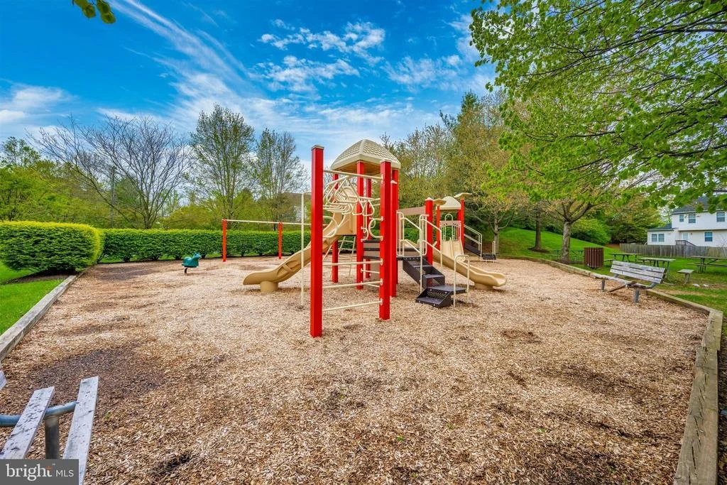 Photo of 21206 EMERALD DRIVE