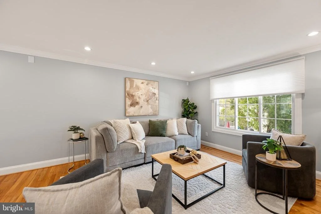 Photo of 8463 YELLOW LEAF COURT