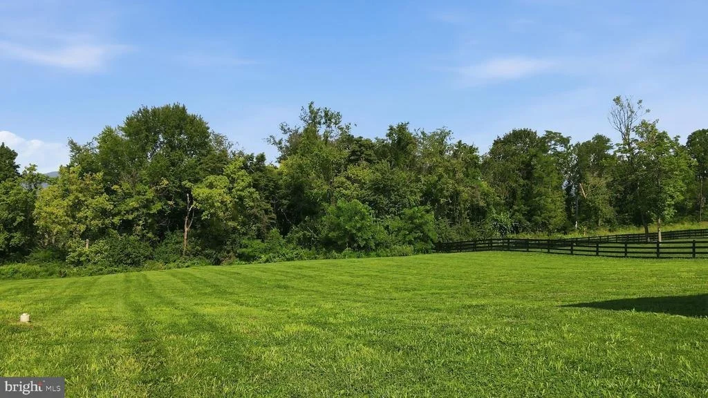 Photo of 7026 RIDGE ROAD