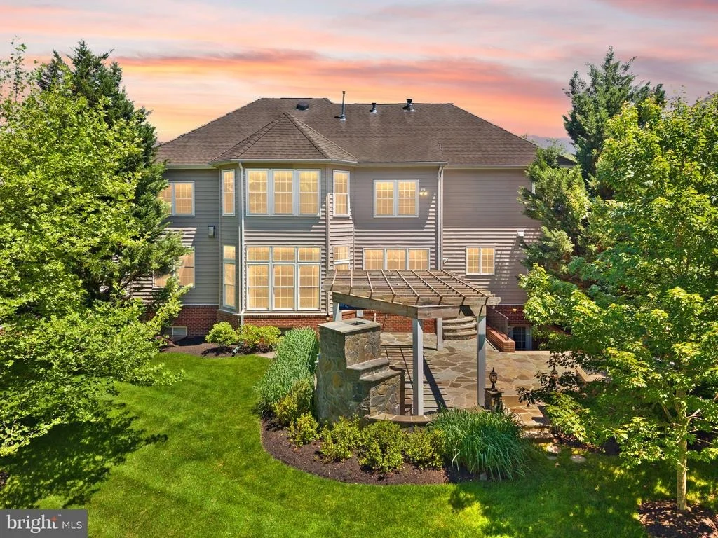 Photo of 43916 RIVERPOINT DRIVE