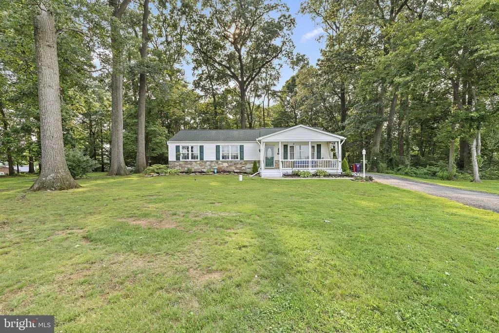 Photo of 5312 W HEAPS ROAD