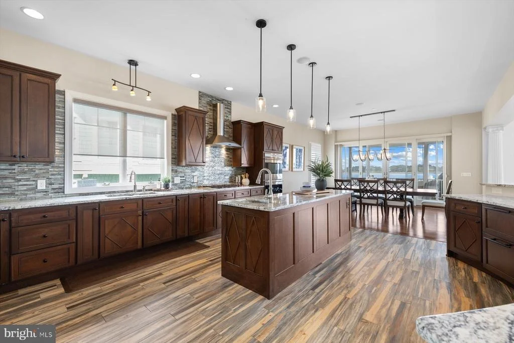 Photo of 35 INLET VIEW COURT