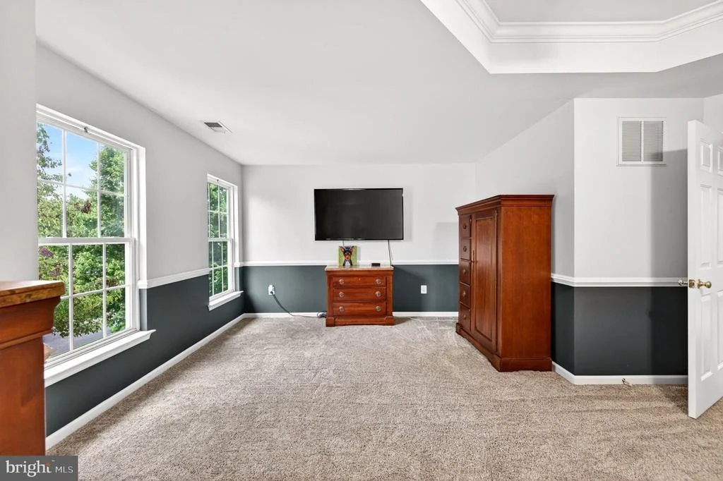 Photo of 8 N POINTE TERRACE
