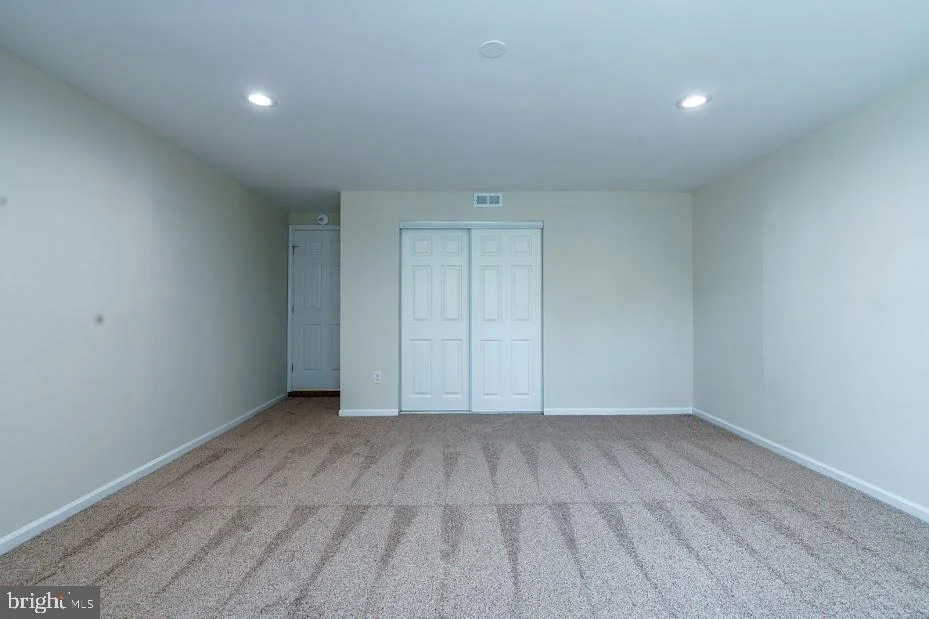 Photo of 6215 DOUGLAS CIRCLE