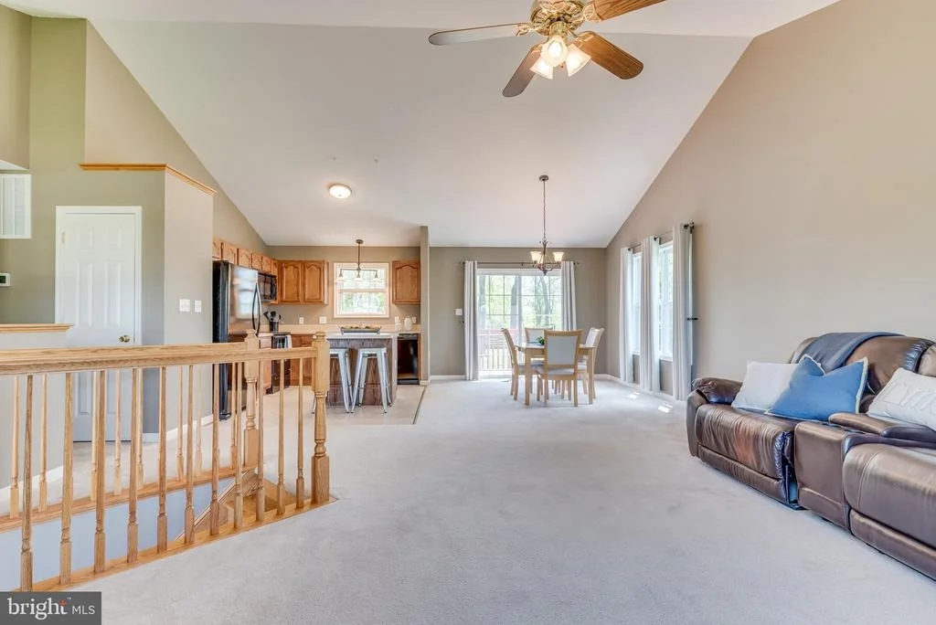 Photo of 476 OAK LEE