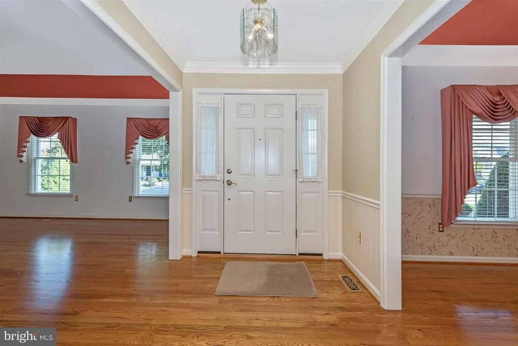 Photo of 1015 BEXHILL DRIVE