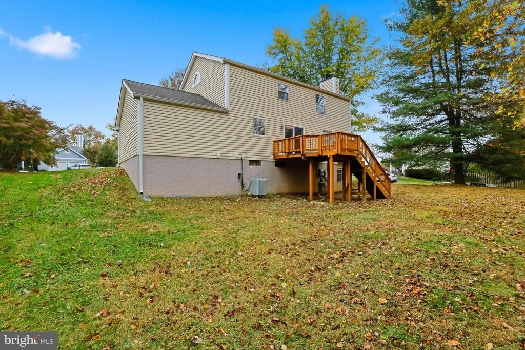 Photo of 1261 CAVENDISH DRIVE