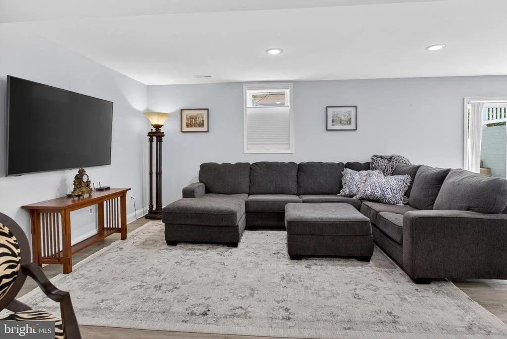 Photo of 18117 WEAVERS MILL LANE
