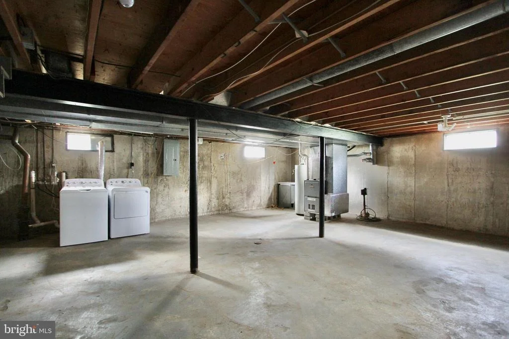 Photo of 789 MILLER DRIVE