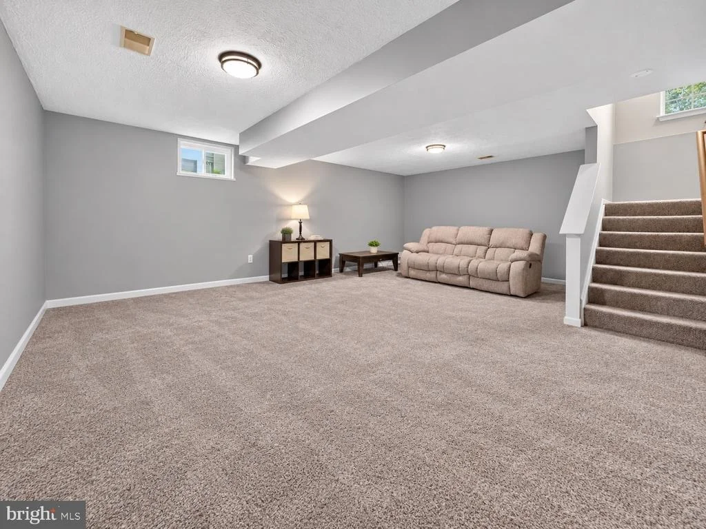 Photo of 5435 SIR DOUGLAS DRIVE