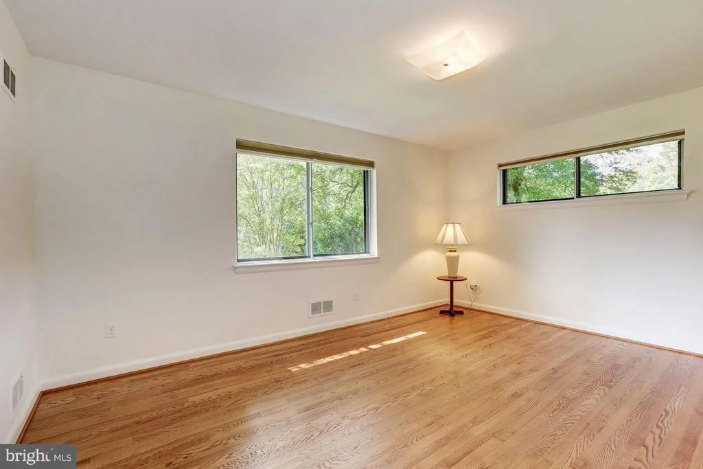 Photo of 100 QUAINT ACRES DRIVE