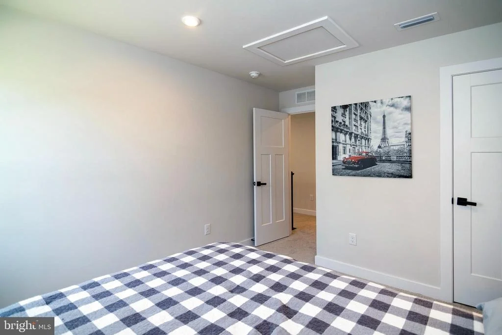Photo of 17 SEQUOIA COURT