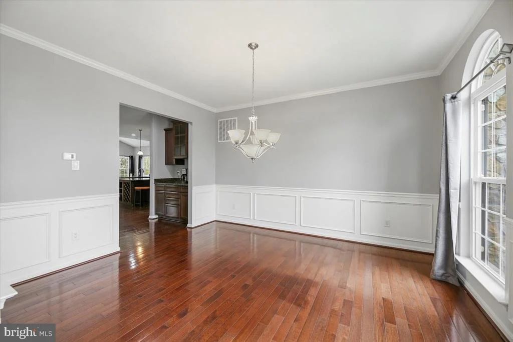 Photo of 205 HUNTINGDON DRIVE