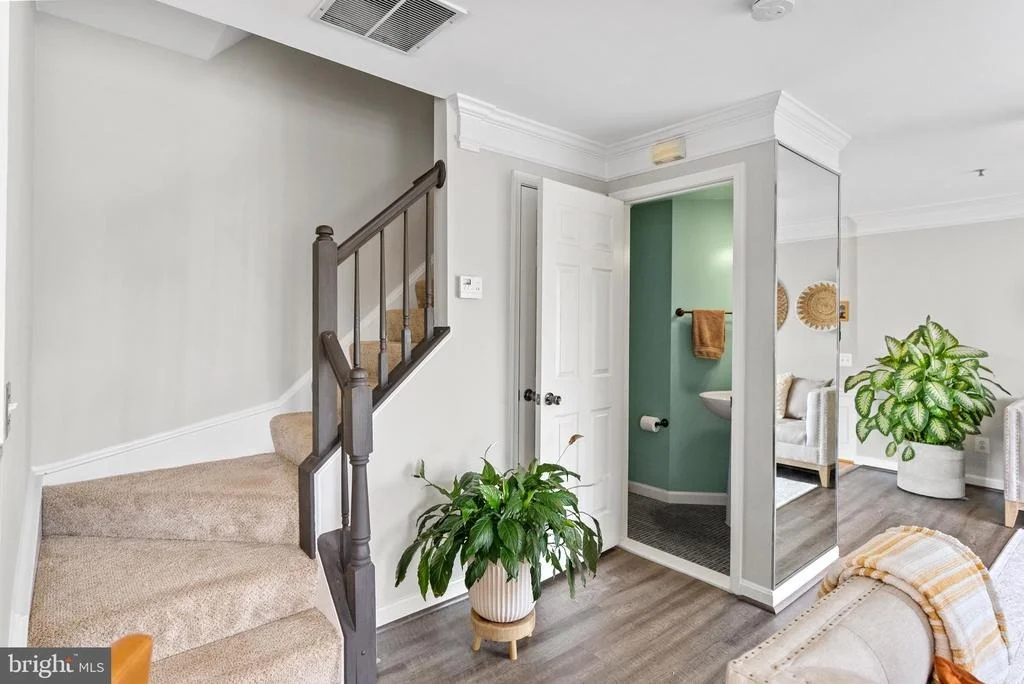 Photo of Unit 300 at 21833 BALDWIN SQUARE