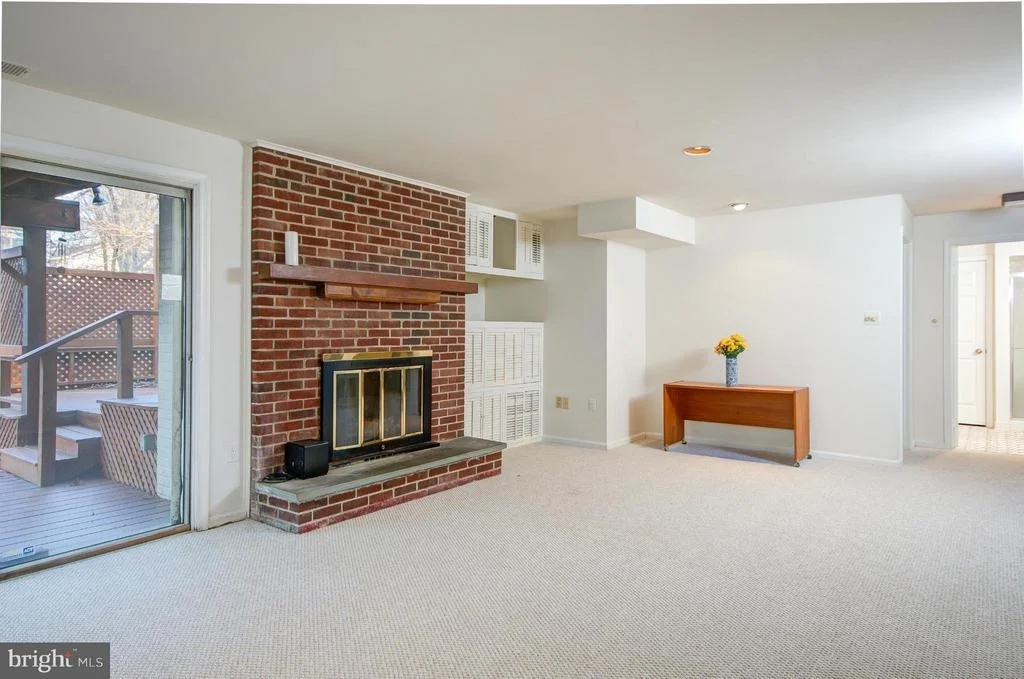 Photo of 1734 STONEBRIDGE ROAD