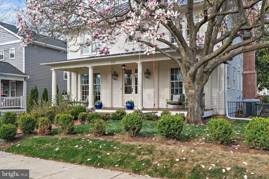 Photo of 313 WASHINGTON STREET
