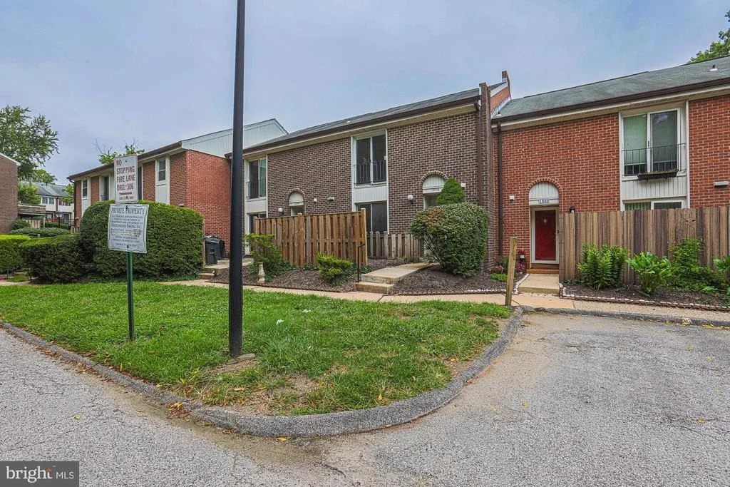 Photo of 1906 GREENHAVEN DRIVE