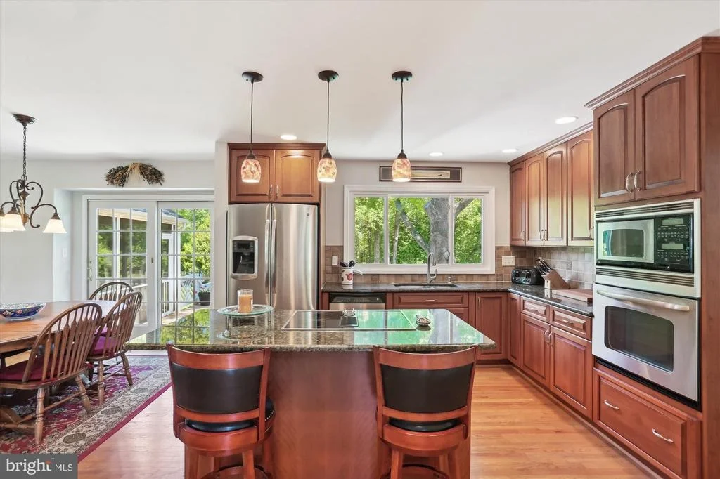Photo of 18521 AZALEA DRIVE