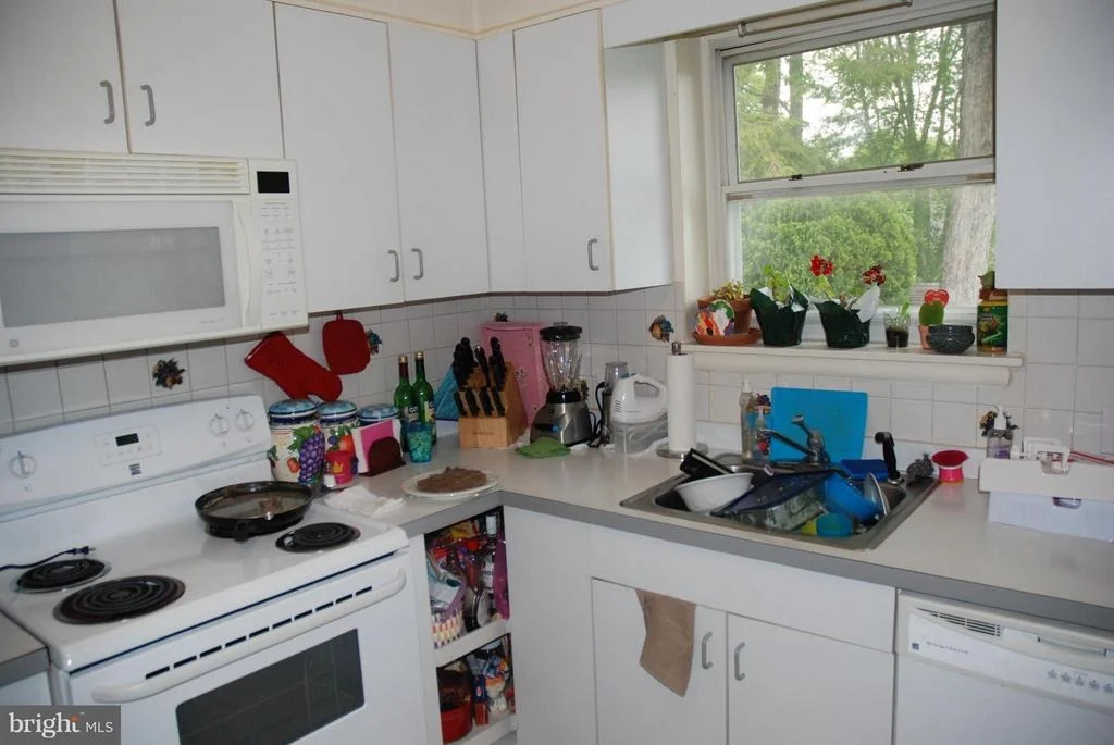 Photo of 12603 BLUHILL ROAD