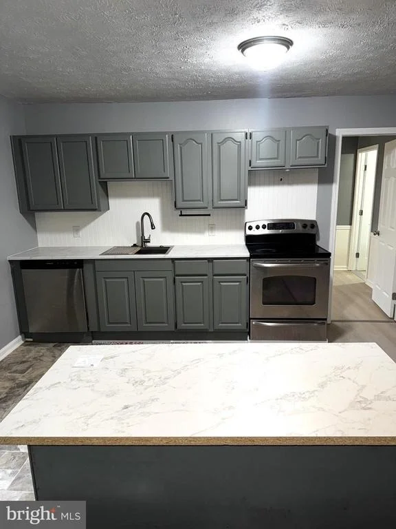 Photo of 10001 BISCAYNE LANE